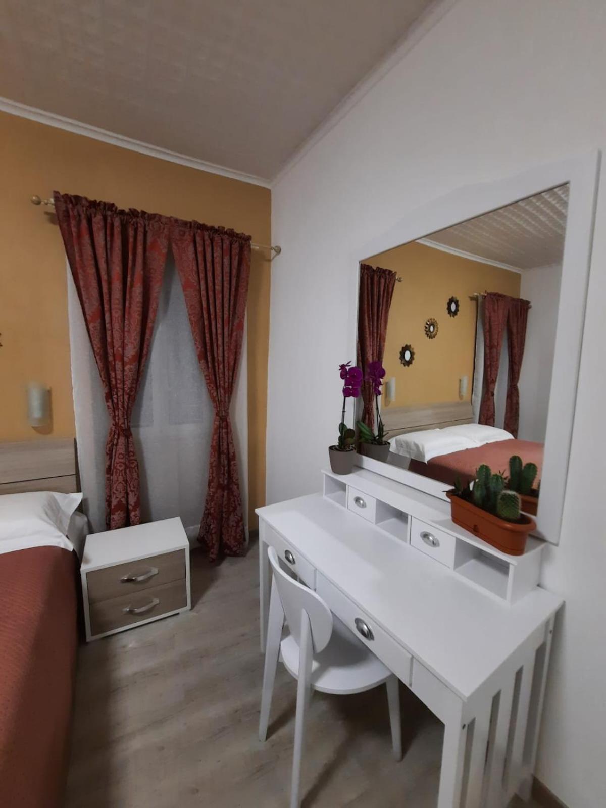 شقة Viccinella House Capranica المظهر الخارجي الصورة